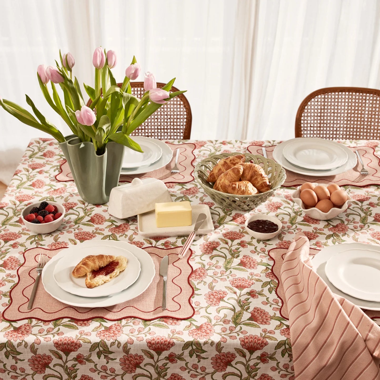 Georgia Pink/Green Tablecloth 150x230cmm