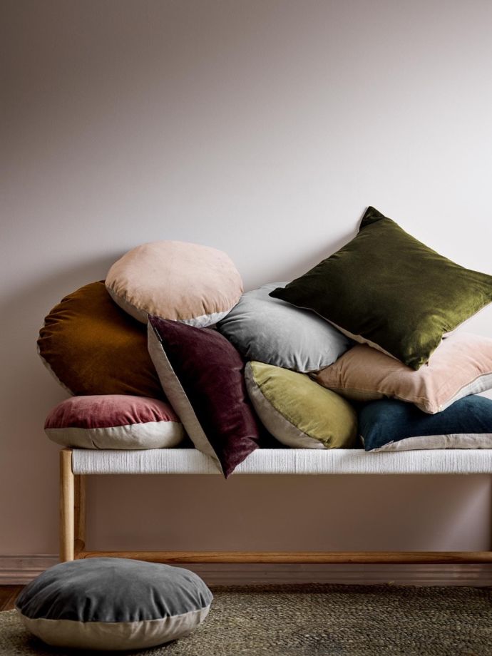 Luxury Velvet Cushion - Aura Home
